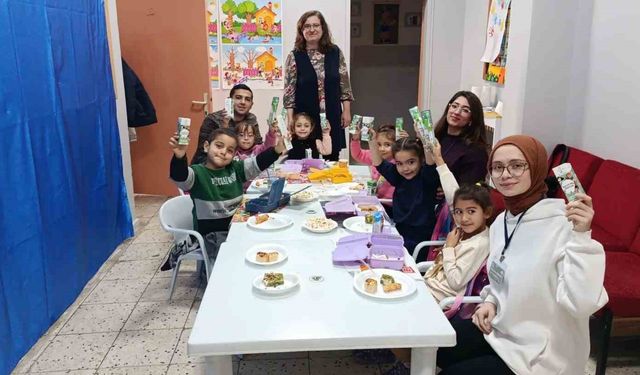 İlkokul öğrencilerine diş sağlığı eğitimi verildi