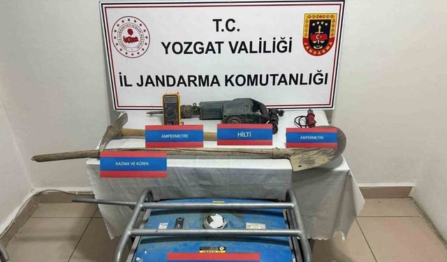 Kaçak kazı yaparken suçüstü yakalandı