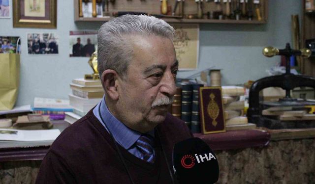 60 yıllık mücellit ustasına Kültür ve Turizm Bakanlığı'ndan 'Yaşayan İnsan Hazineleri Ödülü'