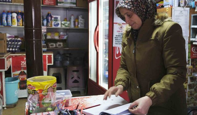 Karaman'da hayırsever, mahalle bakkalındaki borcu kapattı