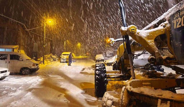 Kayak merkezi beyaza boyandı