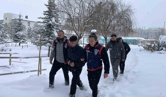 Yılbaşı gecesi kanlı bitti, cinayet zanlısı adliyeye sevk edildi