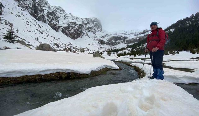 Eriyen kar ve yağmur suları su kaynaklarını coşturdu
