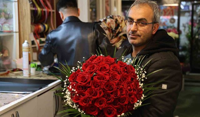 Sevgililer gününe özel '41 kere maşallah' çiçek konseptine ilgi