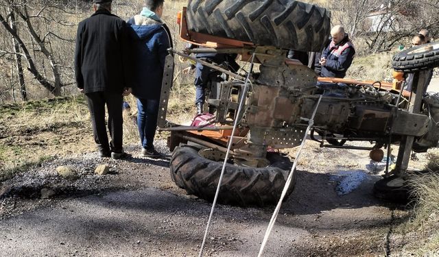 Traktör kazası: 1 ölü, 1 yaralı