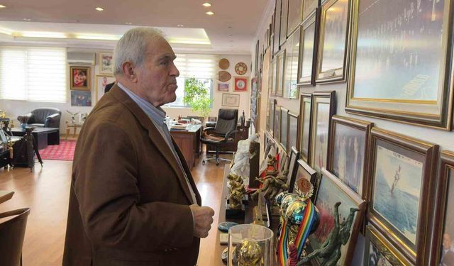 Türk güreşinin önemli ismi Ahmet Ayık'a anlamlı ödül