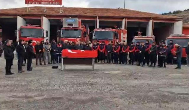 Vefat eden itfaiye personeli için cenaze töreni düzenlendi
