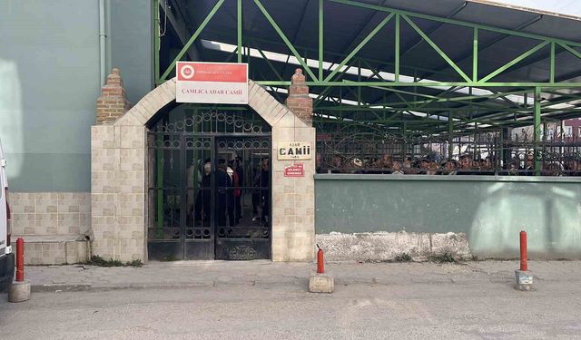 Babasının öldürdüğü 13 yaşındaki kız toprağa verildi