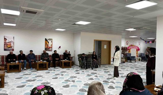 Huzurevinde Yaşlılar Haftası'na özel sergi