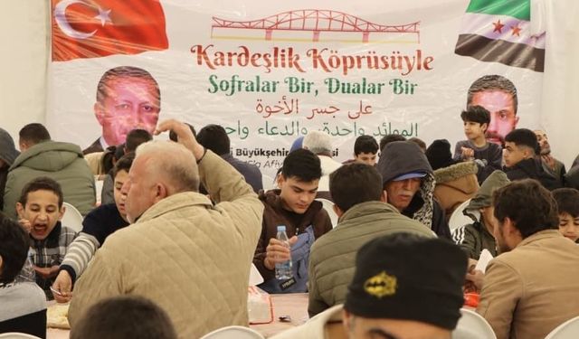 Kayseri büyükşehir, Suriye'de iftar sofrası kurdu