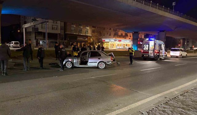 Kaza yapan sürücünün yakını sinir krizi geçirdi