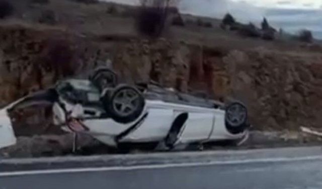 Otomobil devrildi: 4 yaralı