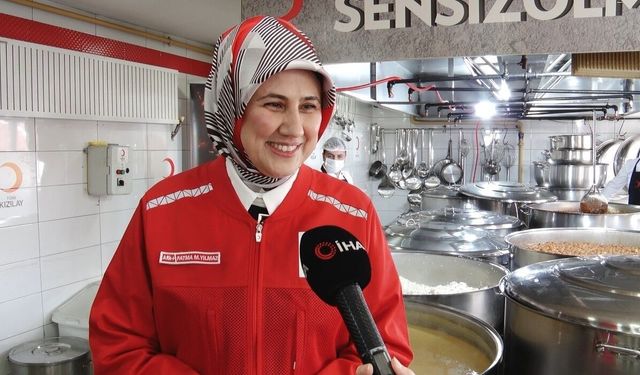 Türk Kızılay Başkanı Yılmaz: 'Göç olasılığına karşı, geçici beslenme ihtiyacına karşı bütün hazırlıklarımız tamam'