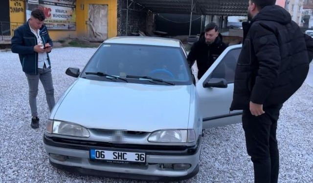 Kazaya yapınca plakaları söküp kaçtı ama polisten kaçamadı