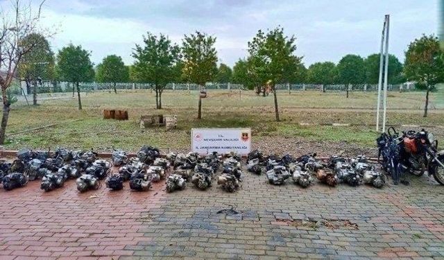 Motosiklet şaselerini kazıyan şahıslara operasyon: 2 gözaltı