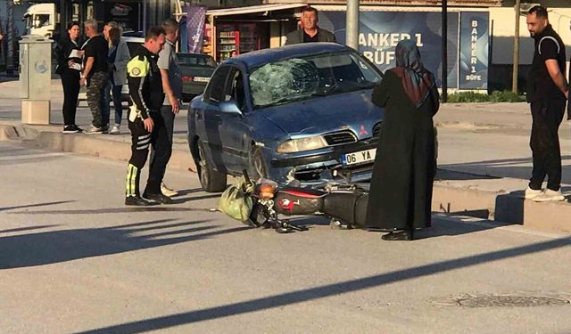 Otomobil ile motosiklet çarpıştı: 1 yaralı
