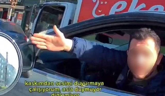 Seslerin yükseldiği gergin trafik tartışması kamerada