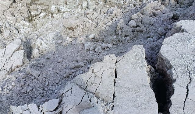 Eskişehir'de toprak kayması korkuttu