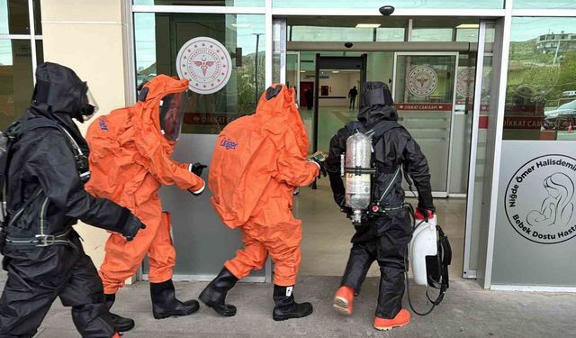 Niğde'de yangın ve KBRN tatbikatı gerçeği aratmadı