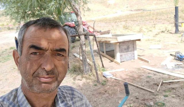 Traktör ile tarım aleti arasında sıkışan şahıs öldü