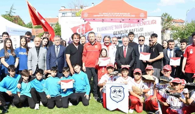 Eskişehir'de 'Gençlik ve Spor Şöleni' gerçekleştirildi