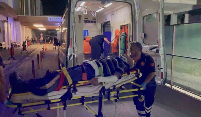 Karaman'da üç aracın karıştığı kazada 2 kişi yaralandı