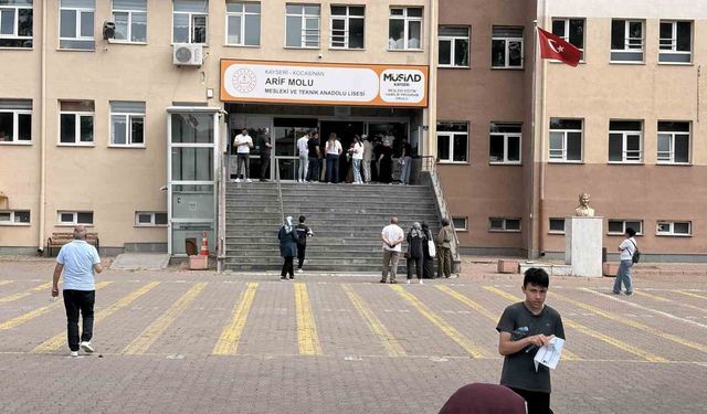 Kayseri'de LGS heyecanı başladı