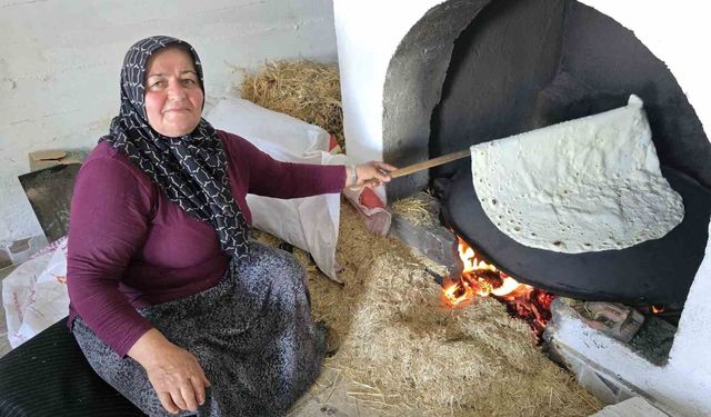 Vazgeçilmez lezzet yufka ekmek mesaisi başladı
