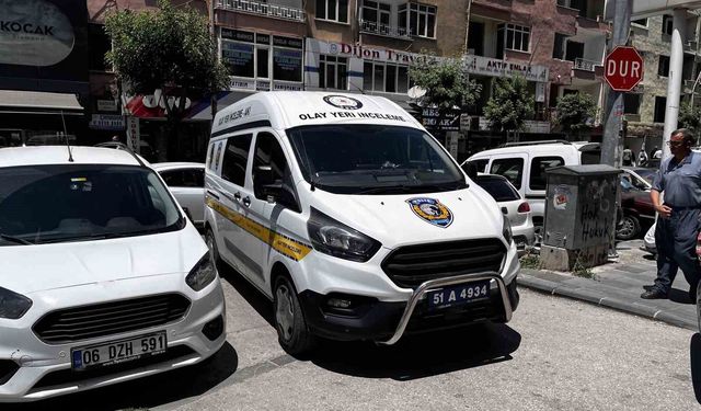 53 yaşındaki adam otel odasında ölü bulundu