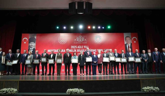 Aile ve Sosyal Hizmetler Bakanlığı, 81 ilde 23 bin 150 muhtara sosyal hizmet modellerini anlattı