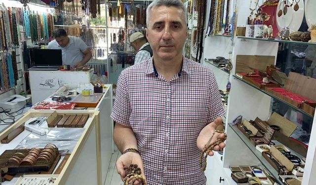 Kahvaltı sofralarının atığı, el emeğinin hammaddesi oldu