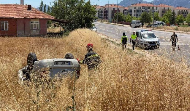 Otomobiller çarpıştı: 4 yaralı