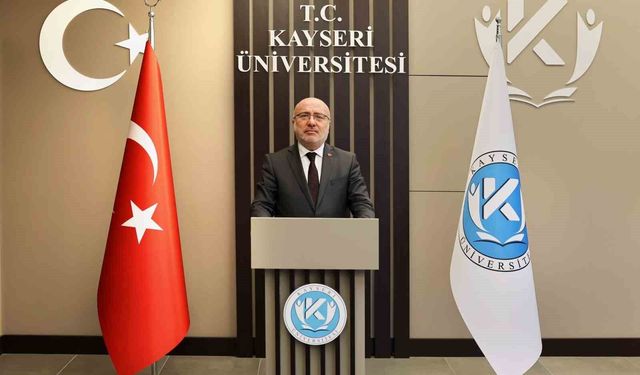 Rektör Karamustafa: 'Hiçbir düşmana boyun eğmeyen milletimiz; hainlere hak ettikleri dersi vermiştir'