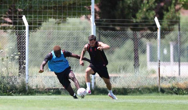 Sivasspor'da yeni sezon hazırlıkları sürüyor