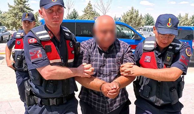 2 kişiyi tabancayla öldüren zanlı adliyeye sevk edildi