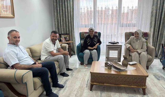 Bakan Yardımcısı Leman Yenigün'den koruyucu aileye ziyaret