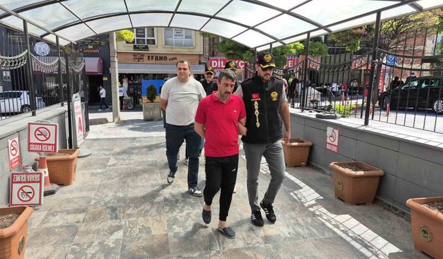 Cinayetle ilgili 4 şüpheli adliyeye sevk edildi