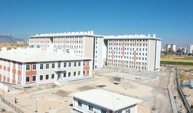 Kayseri'de 3 bin kişilik öğrenci yurdu inşaatı tamamlandı