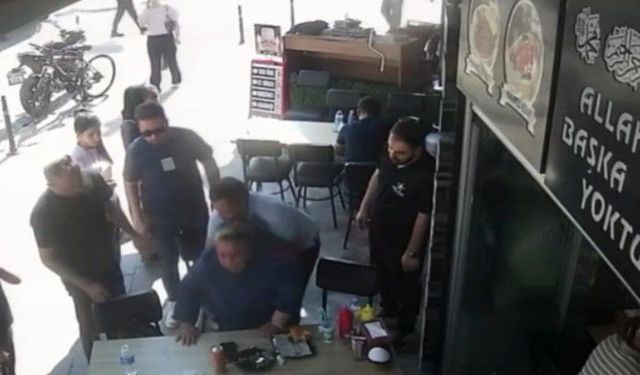 Nefes borusuna ekmek parçası kaçan kadını, polis Heimlich manevrasıyla kurtardı
