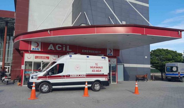 Otomobil ile elektrikli motosiklet çarpıştı: 1 yaralı