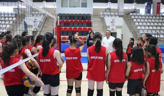 Sivas GSB spor okullarında yaz coşkusu