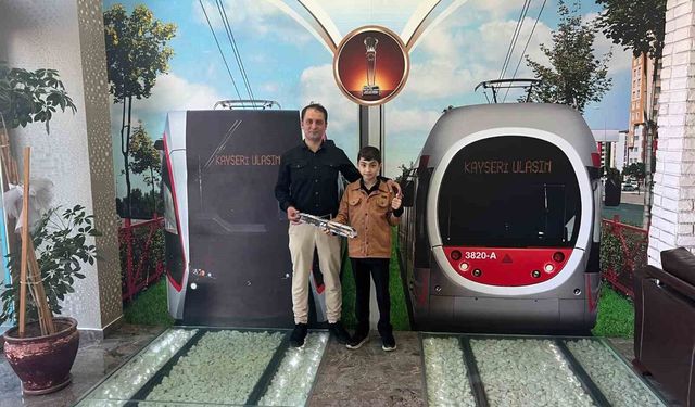 Tramvay tutkunu Miraç'ın hayali gerçek oldu