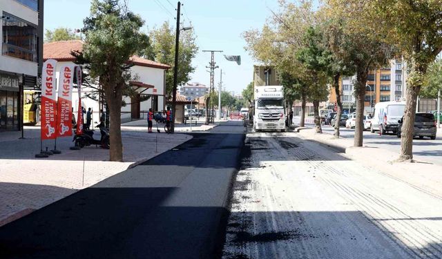Karatay'da ulaşım için bir etap daha yenileniyor