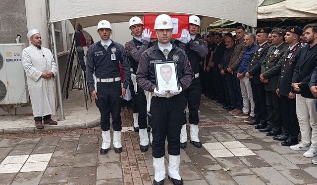 Konyalı başkomiser dualarla son yolculuğuna uğurlandı