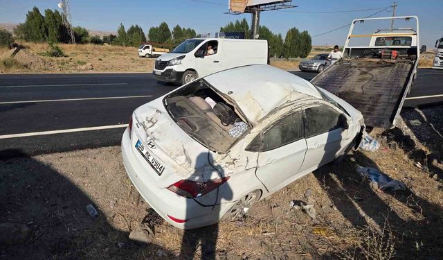 Otomobil takla attı: 4 yaralı