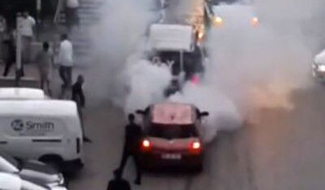 Trafiği tehlikeye atarak lastik yakan sürücüye ceza