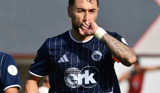 Artun Akçakın hat-trick yaptı