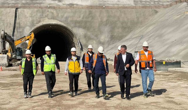 Çopuroğlu: 'Kayseri - Ankara yüksek hızlı tren hattında çoğu bitti, azı kaldı'