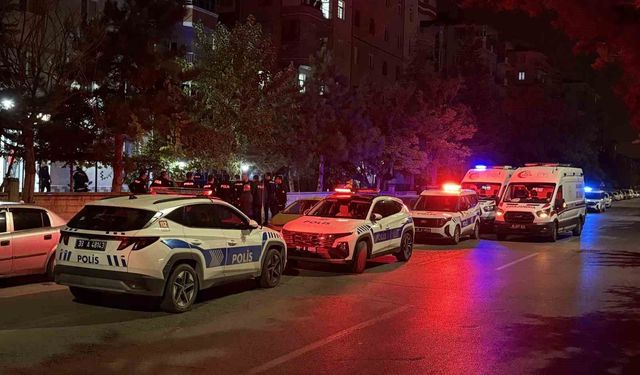 Önce babasını öldürdü, ardından intihar girişiminde bulundu