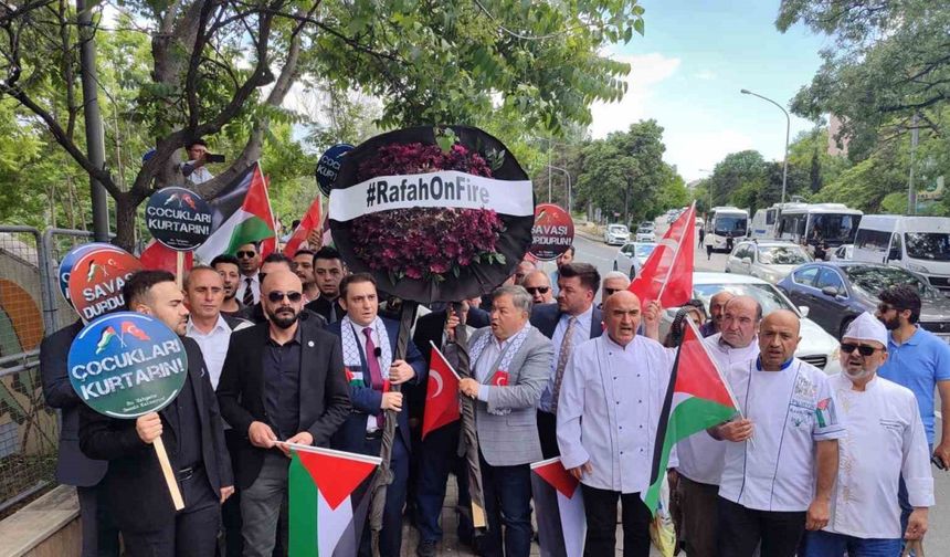 Refah’a saldırı İsrail Büyükelçiliği önünde protesto edildi